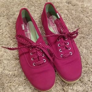 Keds Cranberry Flat Women's Sneaker